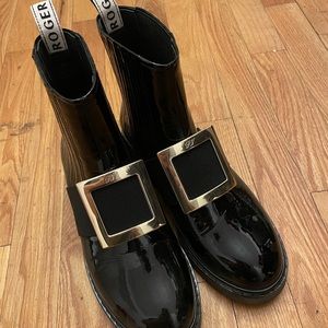 Roger Vivier ankle boots (authentic)